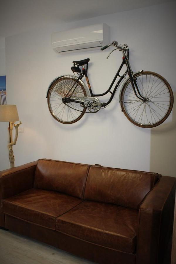 Apartamentos Zarautz Centro, Con Tarjeta Parking Gratis En Zona Azul Y Residentes Exterior photo
